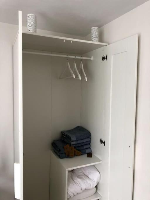 Prachtig Guesthouse Aan Het Water Almere Zewnętrze zdjęcie